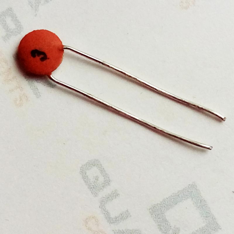 3pF Ceramic Capacitor (Pack of 5)